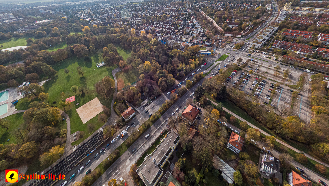 03.11.2022 -  Ostparksee mit Umgebung in Neuperlach
